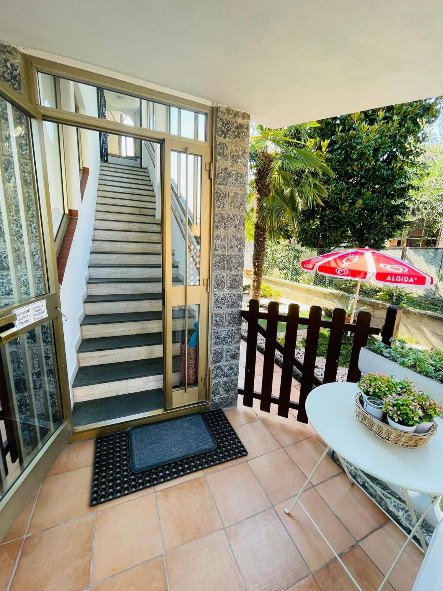 Casa Vacanze Il Fiore Di Loto Apartment Zibido San Giacomo Exterior photo